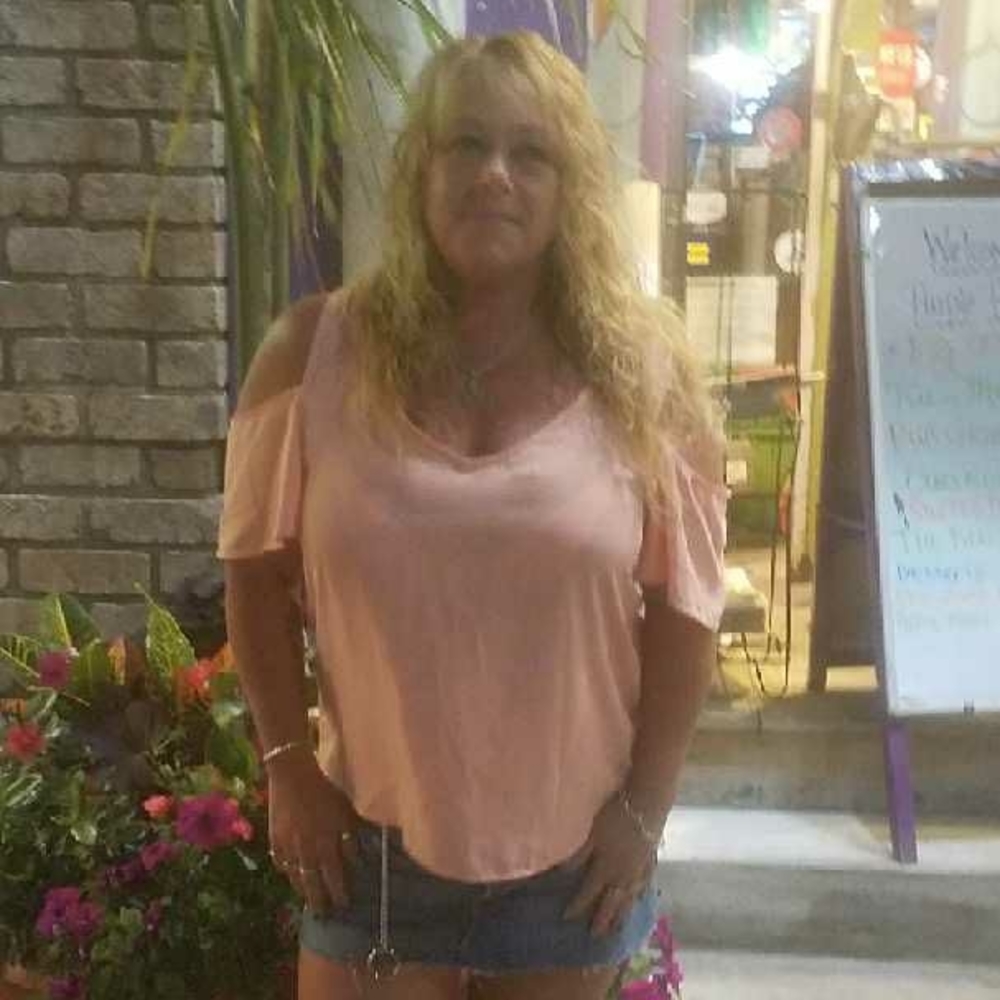 Meet your Posher, Jennifer